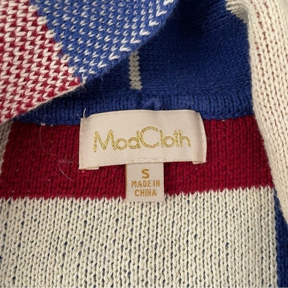 ModCloth SMALL Simply Snuggly Plaid Cardigan Blue Red Cotton - Picture 3 of 11
